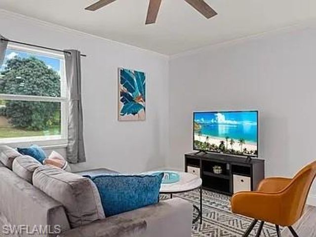 4526 SE 10th AVE, Cape Coral, FL 33904