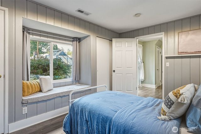 11350 28th Avenue NE, Seattle, WA 98125