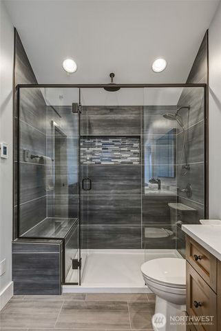 11350 28th Avenue NE, Seattle, WA 98125