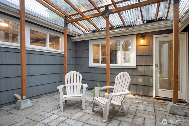 11350 28th Avenue NE, Seattle, WA 98125