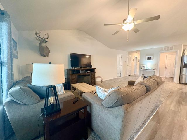 1335 Clemons Lane, Gilbert, SC 29054