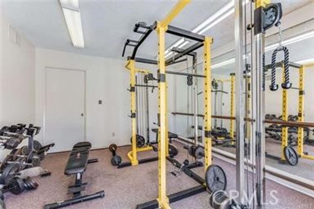 17900 Sherman Way 226, Reseda, CA 91335