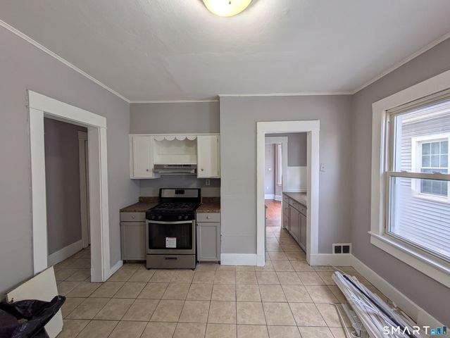 1007 Campbell Avenue, West Haven, CT 06516