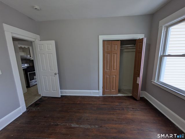 1007 Campbell Avenue, West Haven, CT 06516