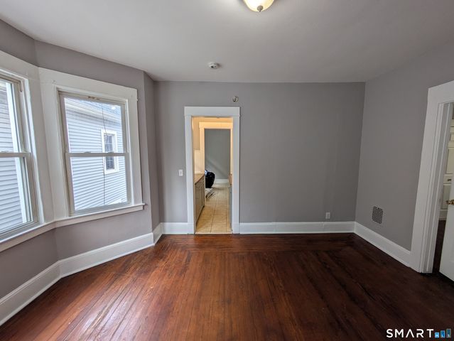 1007 Campbell Avenue, West Haven, CT 06516