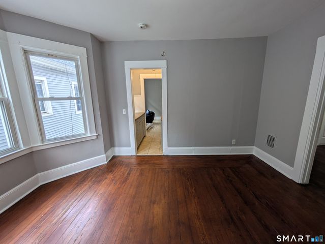 1007 Campbell Avenue, West Haven, CT 06516