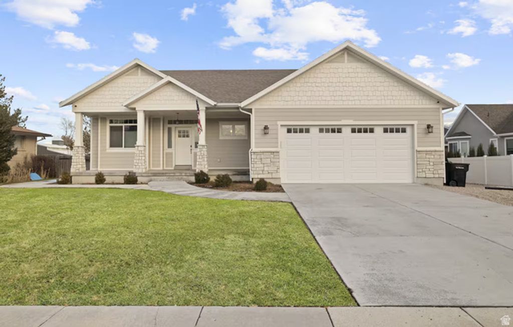 7067 7067 S 2700, West Jordan, UT 84084 — exterior