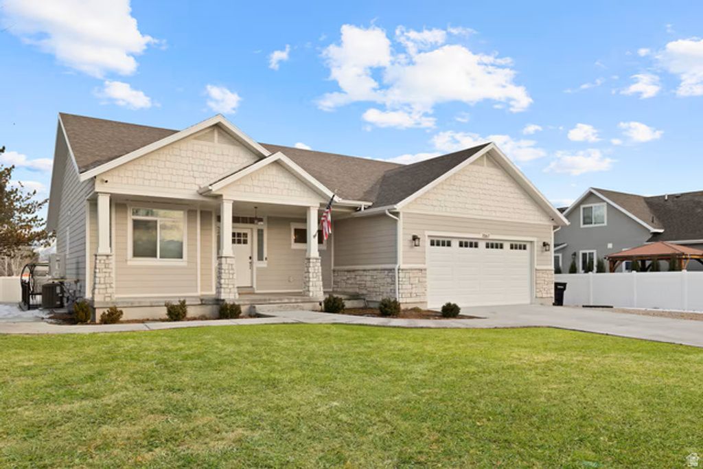 7067 7067 S 2700, West Jordan, UT 84084 — photo 2