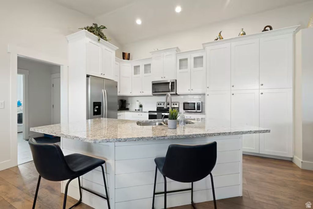 7067 7067 S 2700, West Jordan, UT 84084 — photo 5