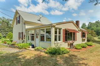 28 Salmon Falls Road, Rochester, NH 03868