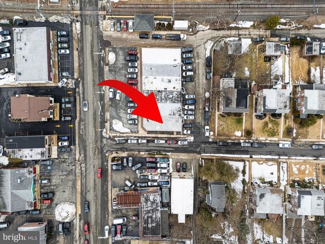 15 E WOODLAND AVE, Springfield, PA 19064