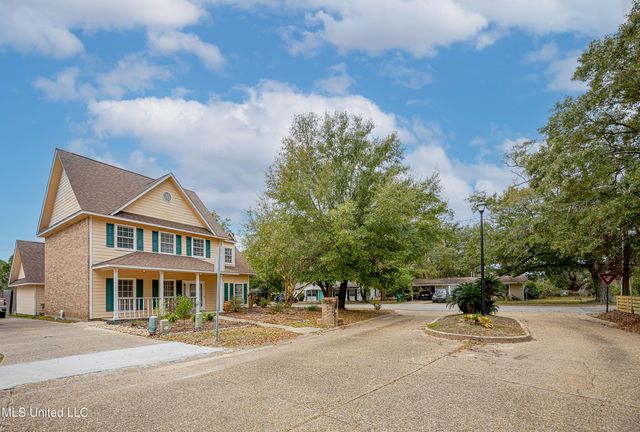 2103 Lindhridge Drive, Gulfport, MS 39507