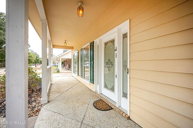 2103 Lindhridge Drive, Gulfport, MS 39507