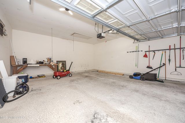 2103 Lindhridge Drive, Gulfport, MS 39507