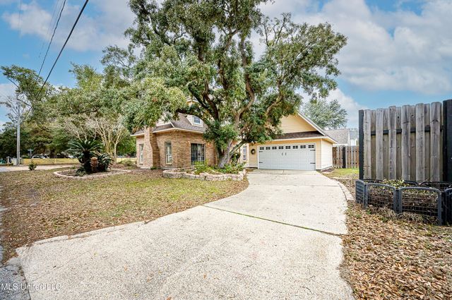 2103 Lindhridge Drive, Gulfport, MS 39507