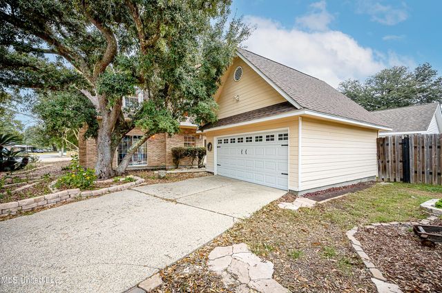 2103 Lindhridge Drive, Gulfport, MS 39507