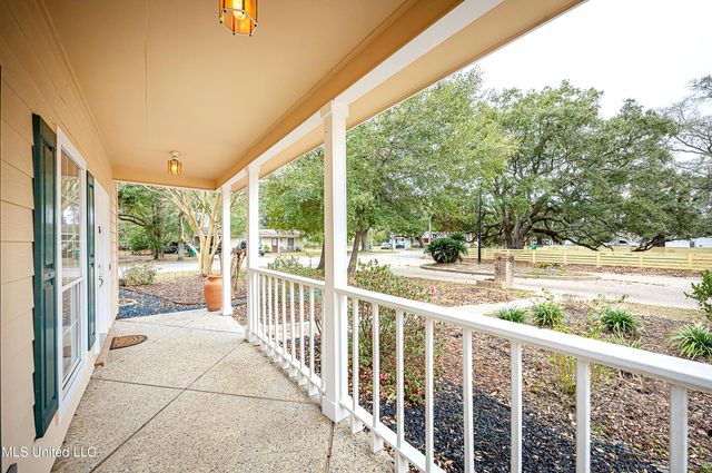 2103 Lindhridge Drive, Gulfport, MS 39507