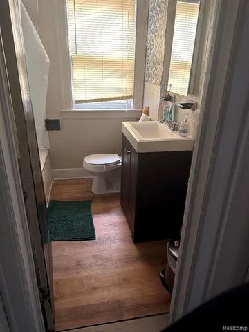 15321 Sorrento Street, Detroit, MI 48227