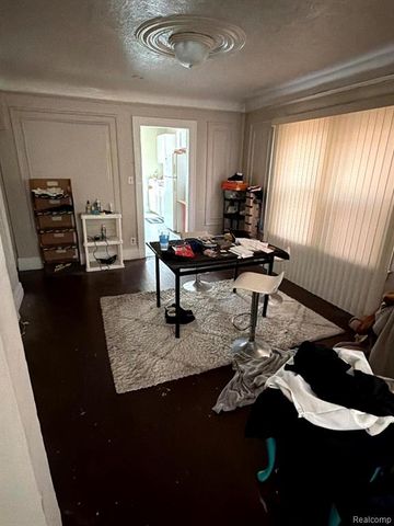 15321 Sorrento Street, Detroit, MI 48227