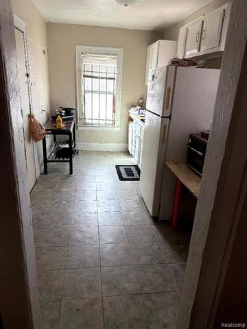 15321 Sorrento Street, Detroit, MI 48227