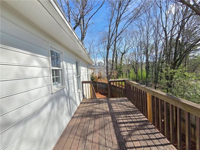 1834 Cooper Lake Drive SE, Smyrna, GA 30080