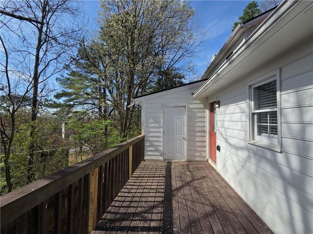 1834 Cooper Lake Drive SE, Smyrna, GA 30080