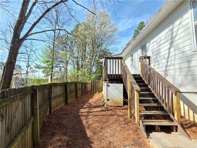 1834 Cooper Lake Drive SE, Smyrna, GA 30080