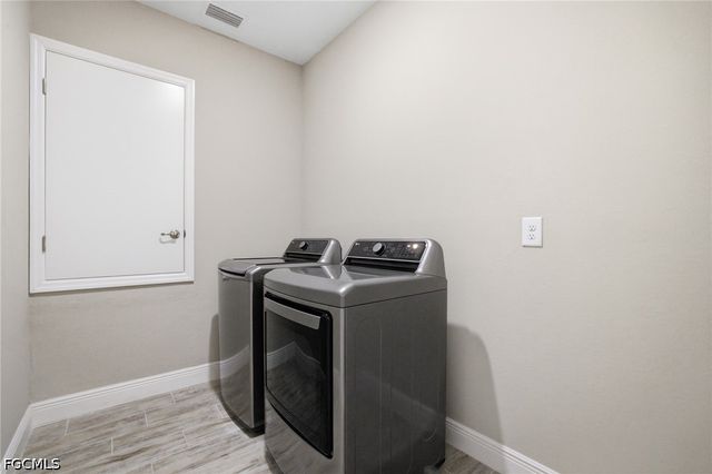 2509 SW 32nd ST, Cape Coral, FL 33914