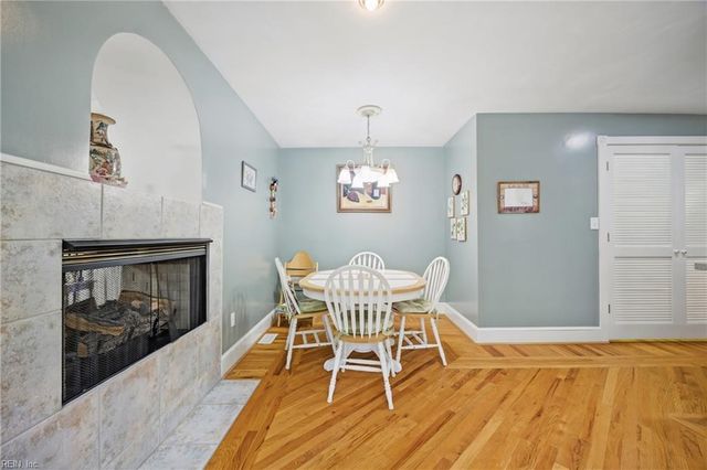 214 Sir Oliver RD, Norfolk, VA 23505
