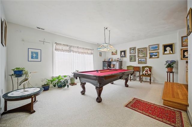 214 Sir Oliver RD, Norfolk, VA 23505