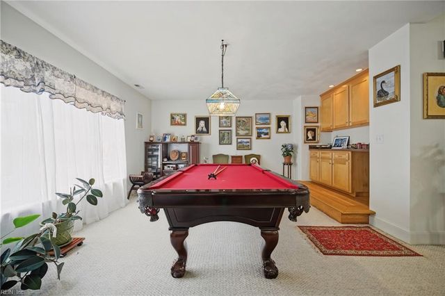 214 Sir Oliver RD, Norfolk, VA 23505