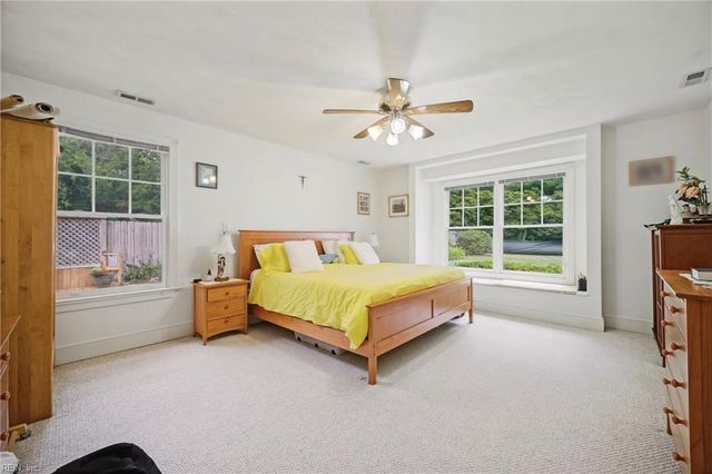 214 Sir Oliver RD, Norfolk, VA 23505