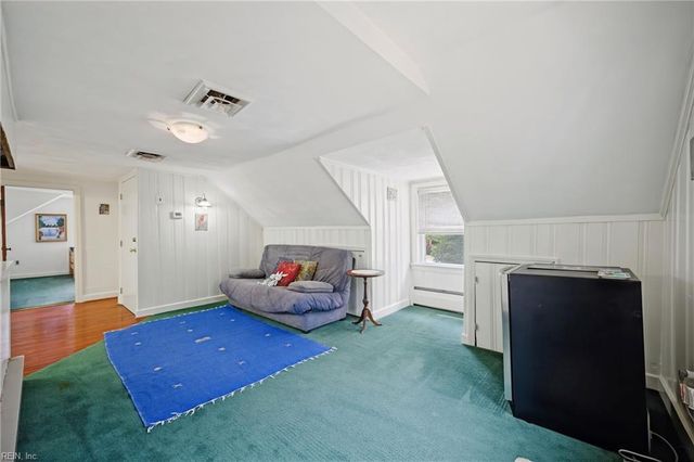 214 Sir Oliver RD, Norfolk, VA 23505