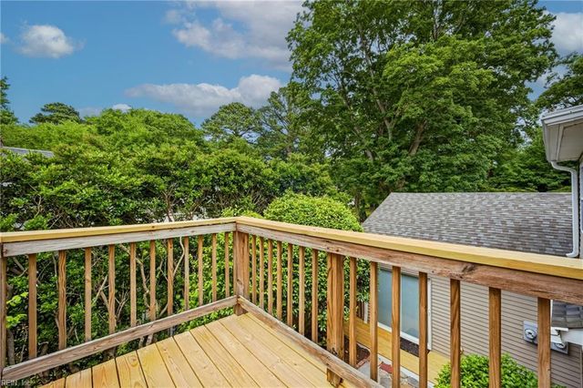 214 Sir Oliver RD, Norfolk, VA 23505