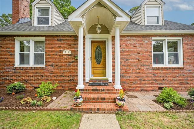 214 Sir Oliver RD, Norfolk, VA 23505