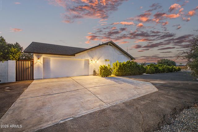 5202 N 196TH Avenue, Litchfield Park, AZ 85340