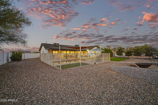 5202 N 196TH Avenue, Litchfield Park, AZ 85340