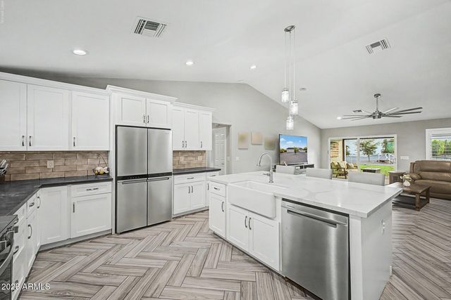 5202 N 196TH Avenue, Litchfield Park, AZ 85340