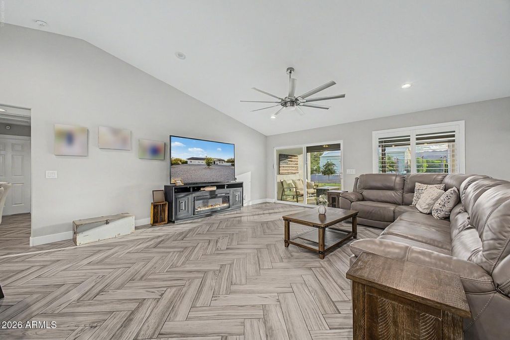 5202 N 196TH Avenue, Litchfield Park, AZ 85340 — photo 4