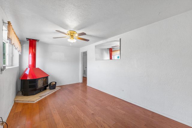 225 Mockingbird Lane, Corrales, NM 87048