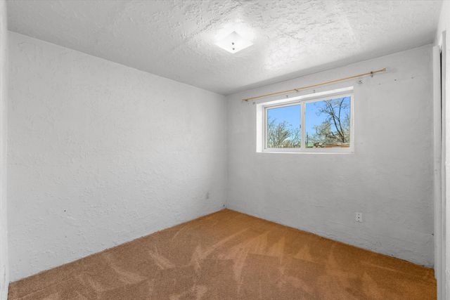 225 Mockingbird Lane, Corrales, NM 87048