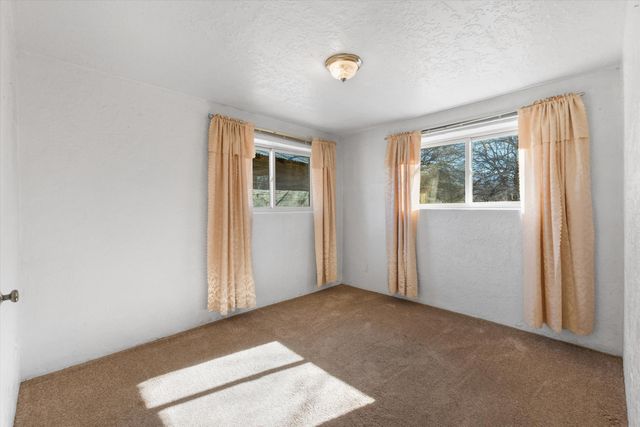 225 Mockingbird Lane, Corrales, NM 87048