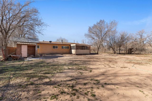 225 Mockingbird Lane, Corrales, NM 87048