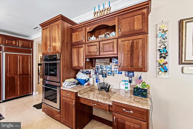 8071 WINDSOR DR, King George, VA 22485