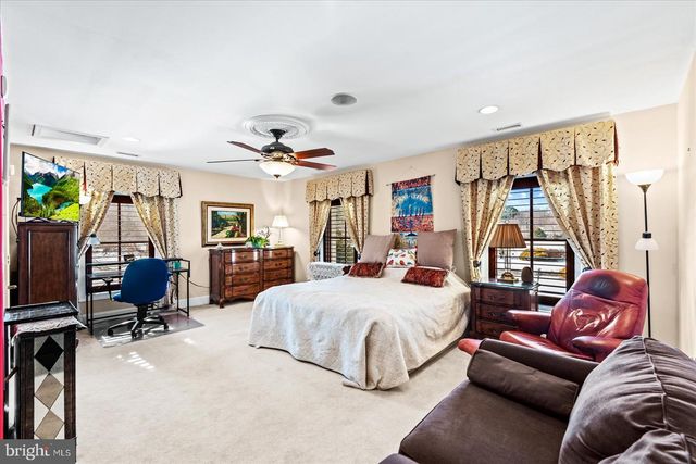 8071 WINDSOR DR, King George, VA 22485