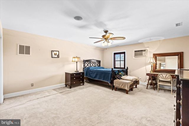 8071 WINDSOR DR, King George, VA 22485