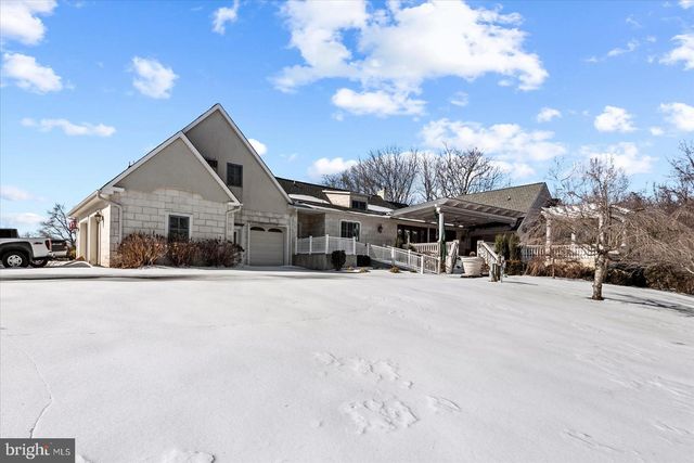 8071 WINDSOR DR, King George, VA 22485