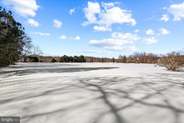 8071 WINDSOR DR, King George, VA 22485