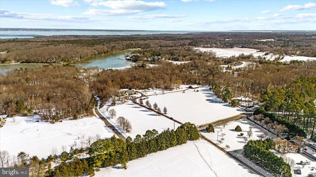 8071 WINDSOR DR, King George, VA 22485