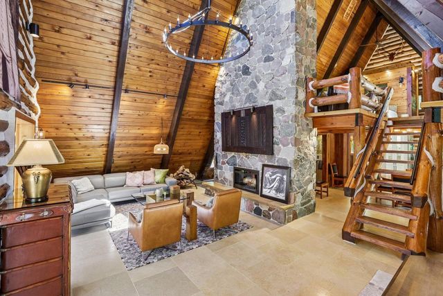 10343 County Road KP Road, Mazomanie, WI 53560